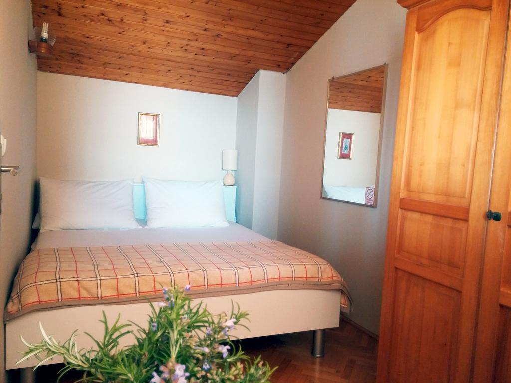 Apartmani Totic Crikvenica Exterior foto
