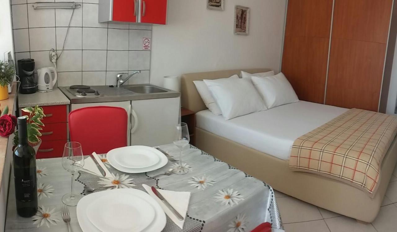 Apartmani Totic Crikvenica Exterior foto
